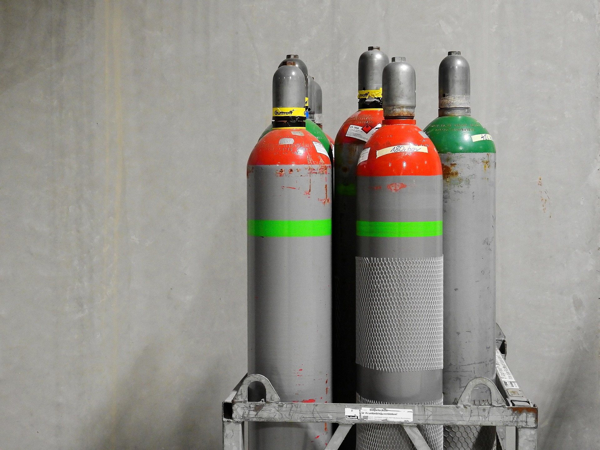gas 2147493 1920